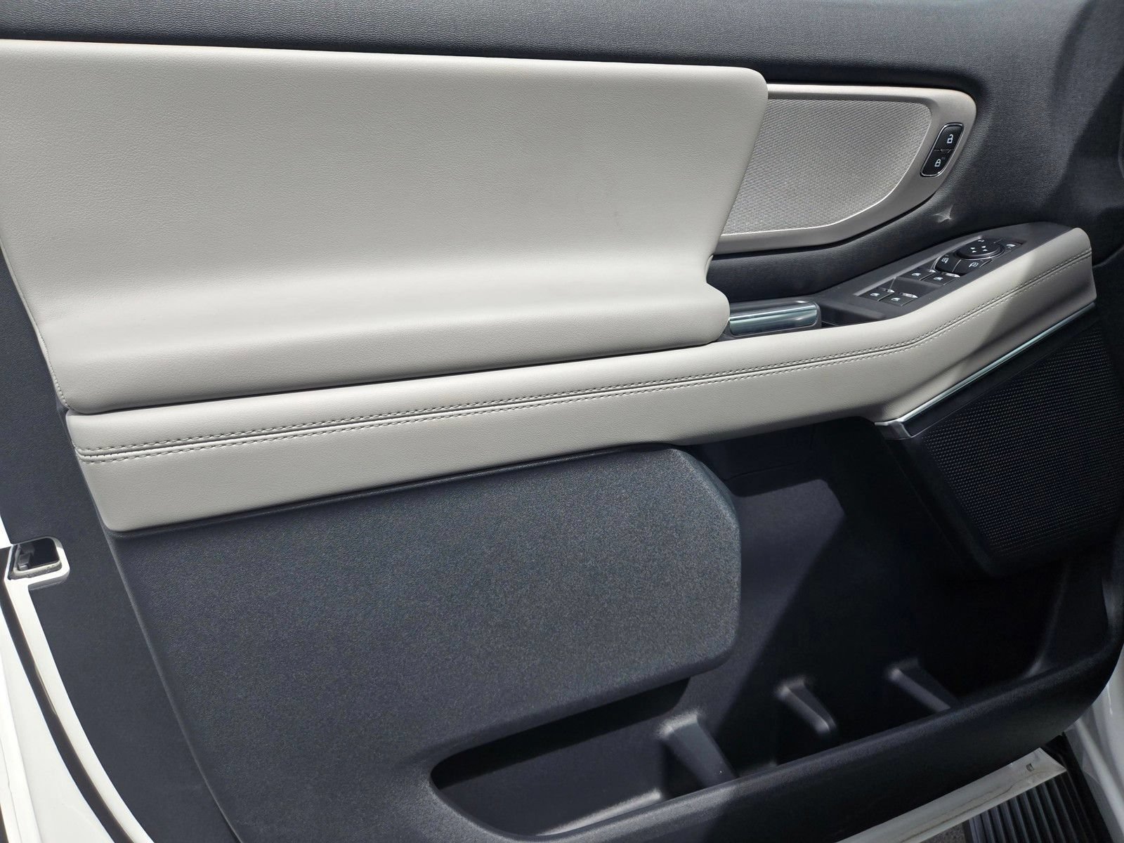 New 2026 Ford Expedition Max Active AWD/4WD image 13