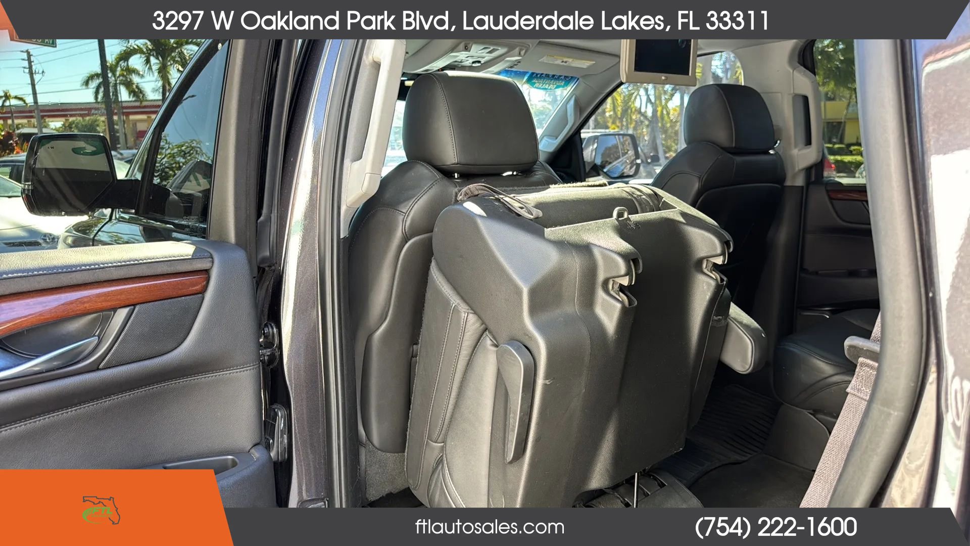 Used 2015 Cadillac Escalade Premium RWD image 34