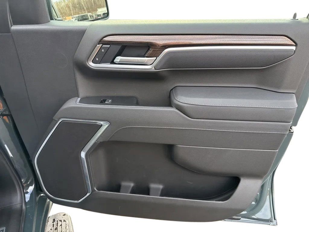 New 2026 Chevrolet Silverado 1500 LT w/ Z71 Off-Road Package image 13