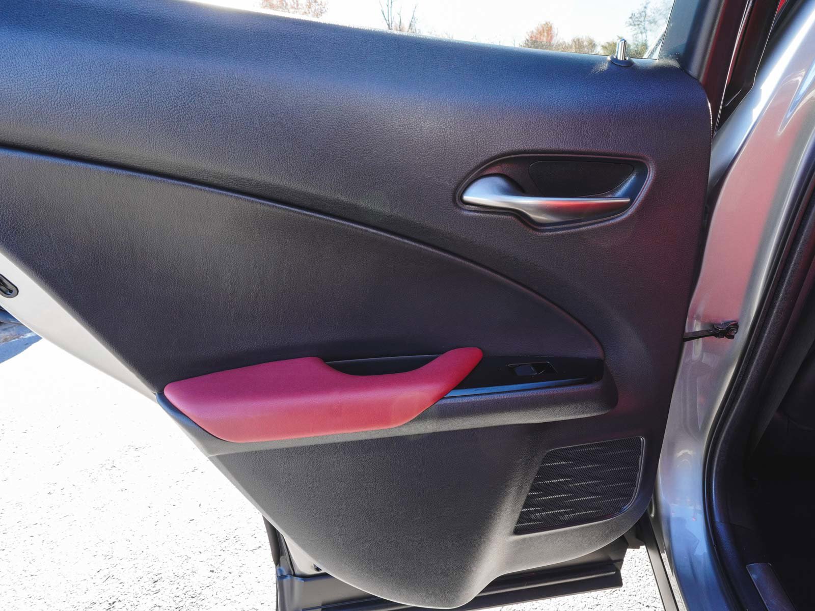 Used 2022 Lexus UX 250h F Sport image 11