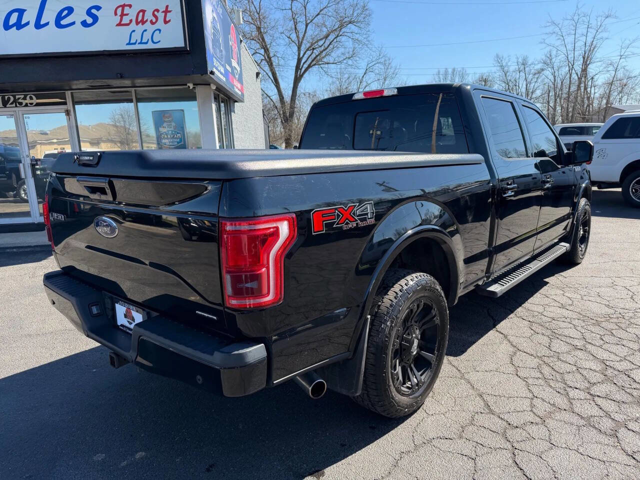 Used 2016 Ford F150 Lariat w/ Equipment Group 502A Luxury image 8