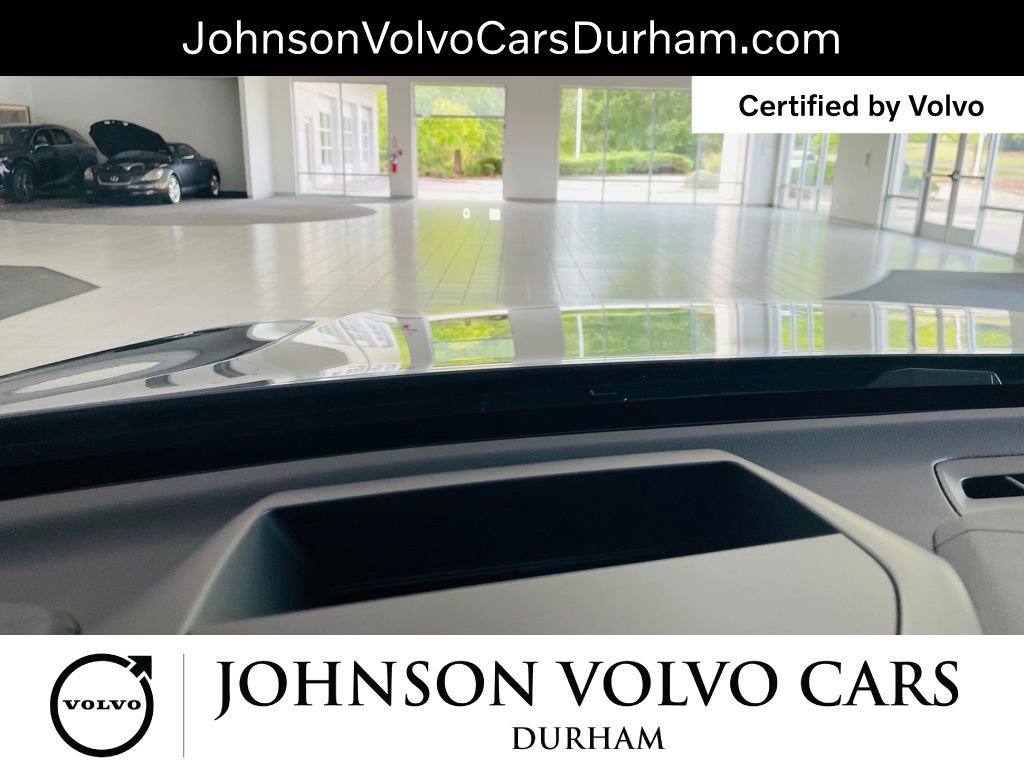 Certified 2025 Volvo XC60 B5 Ultra w/ Protection Package Premier image 7