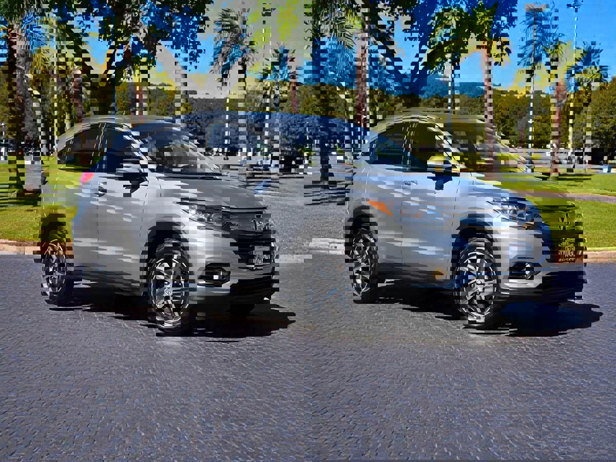 Used 2022 Honda HR-V EX image 2