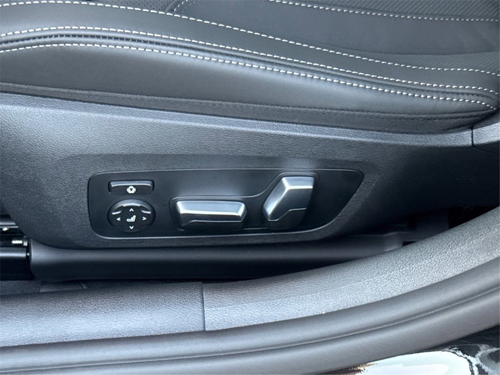 New 2026 BMW 840i image 25