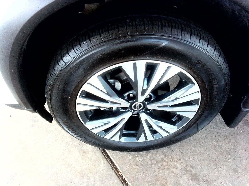 Used 2021 Nissan Rogue SV w/ Premium Package AWD/4WD image 27