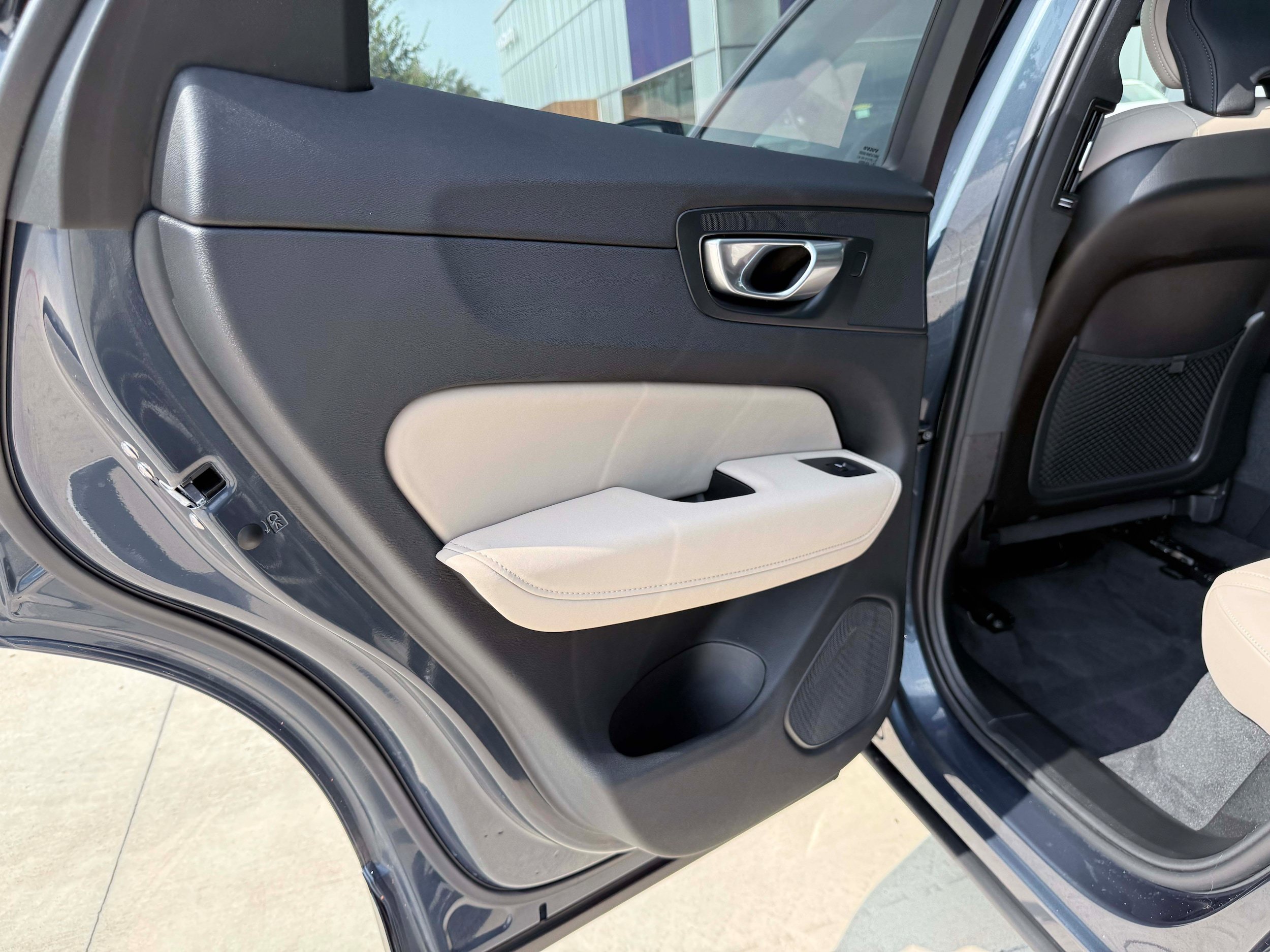 Certified 2026 Volvo XC60 B5 Plus AWD/4WD image 15