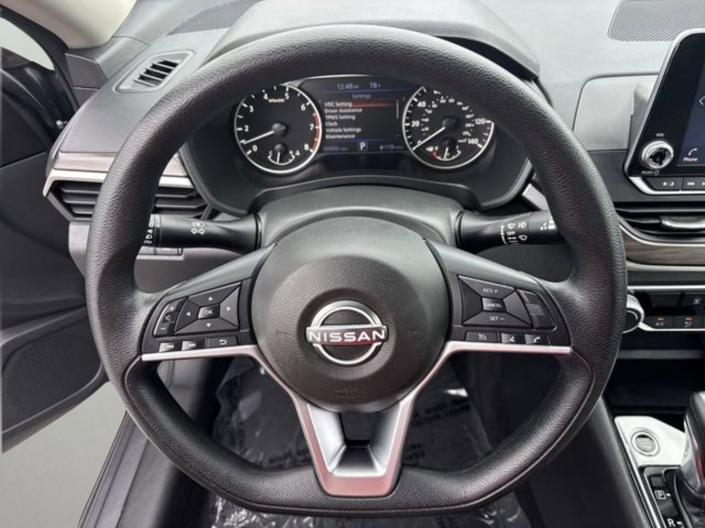 Used 2024 Nissan Altima 2.5 SV FWD image 24