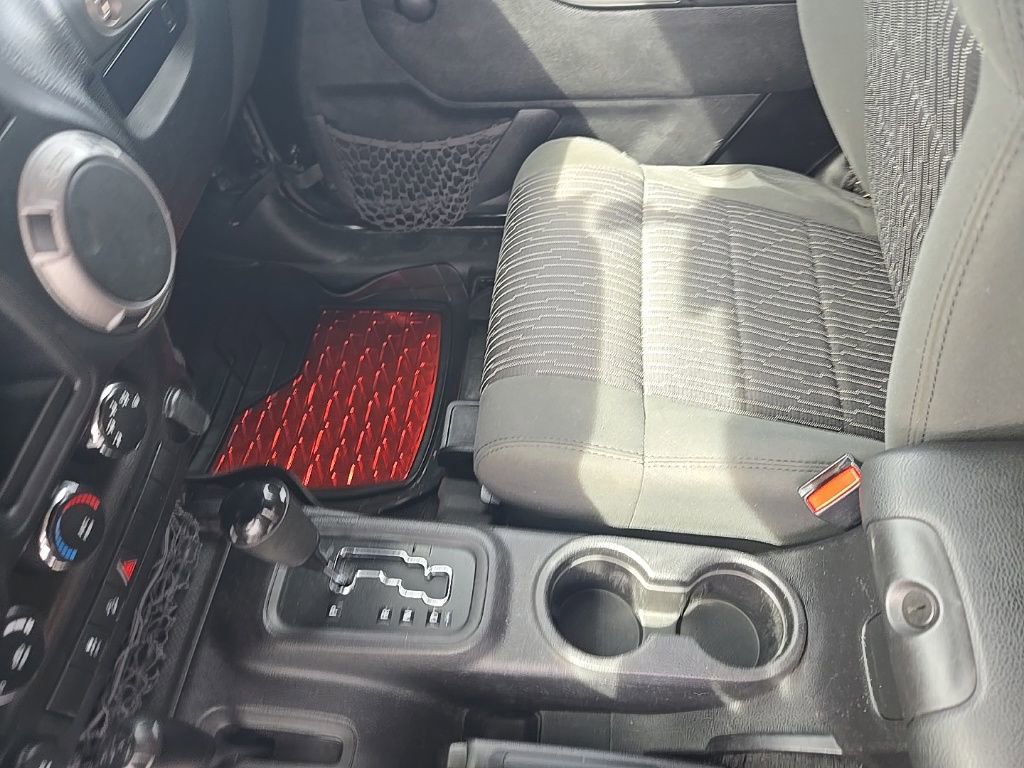 Used 2012 Jeep Wrangler Sport AWD/4WD image 19