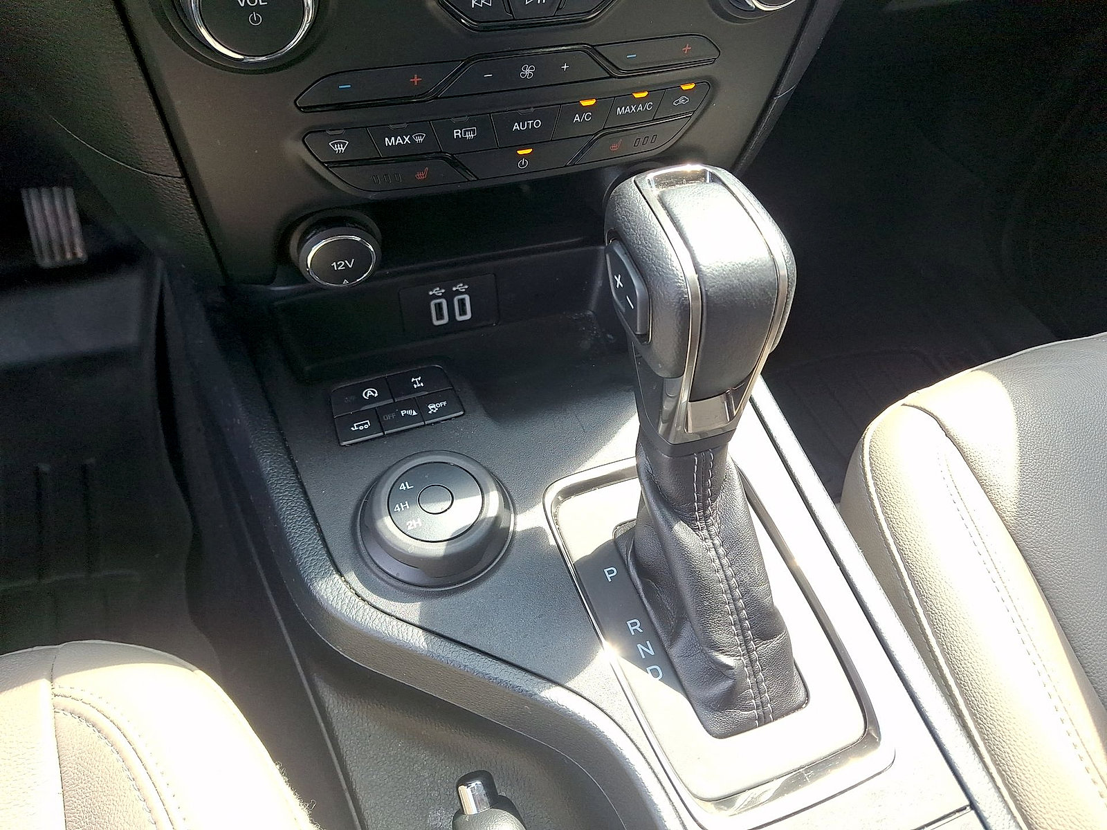 Used 2019 Ford Ranger Lariat w/ Equipment Group 501A Mid AWD/4WD image 12