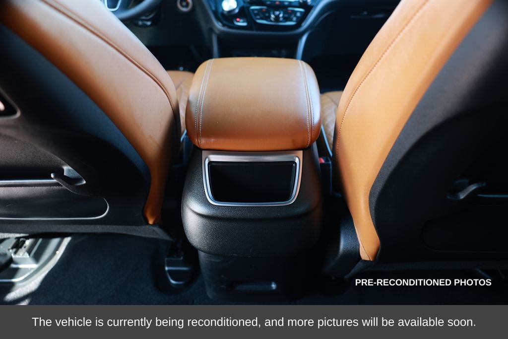 Used 2023 Chrysler Pacifica Pinnacle image 33