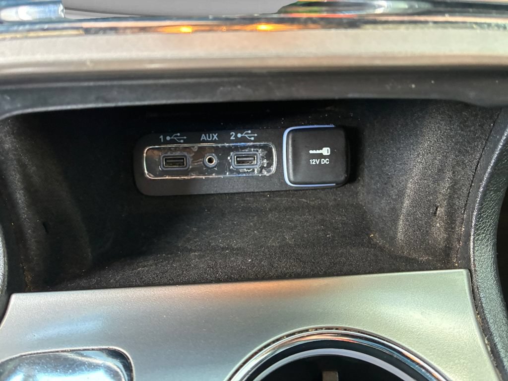 Used 2020 Jeep Grand Cherokee Limited AWD/4WD image 14