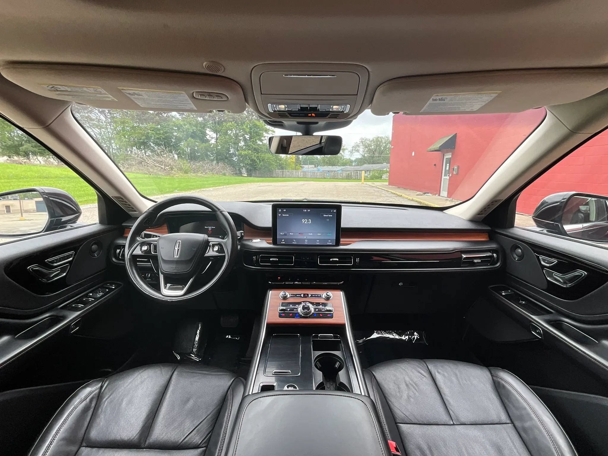Used 2020 Lincoln Aviator Reserve w/ Equipment Group 201A AWD/4WD image 9