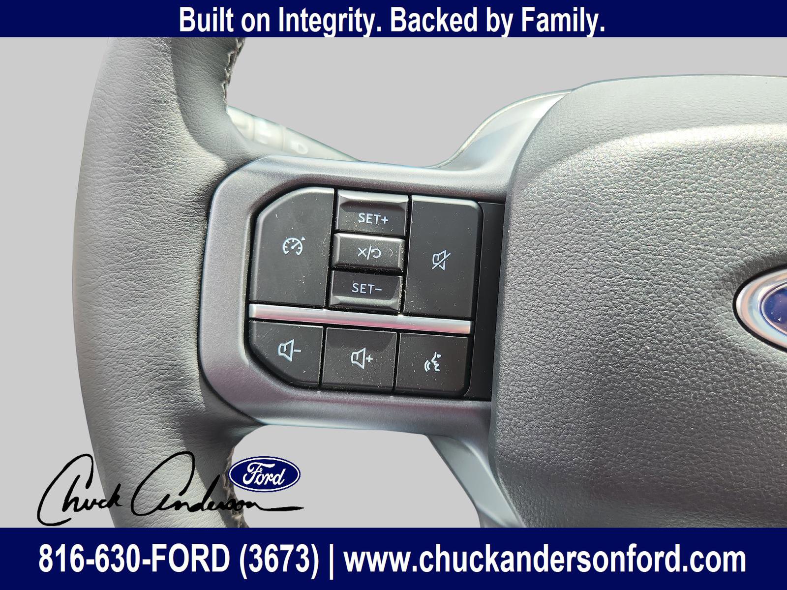 New 2025 Ford F350 Lariat w/ Black Appearance Package image 20