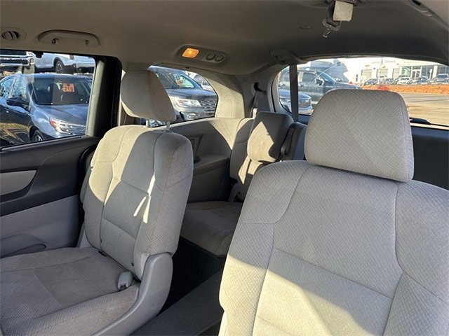 Used 2016 Honda Odyssey SE image 9