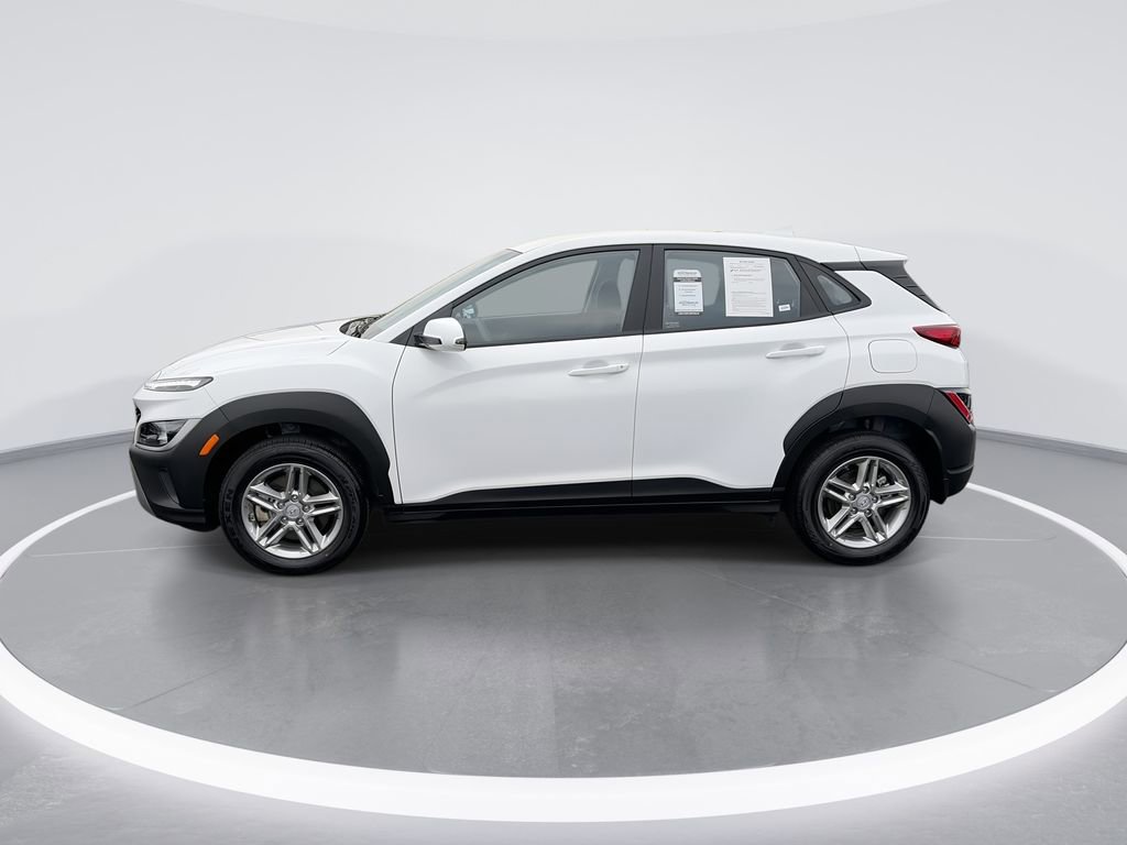 Used 2023 Hyundai Kona SE image 5