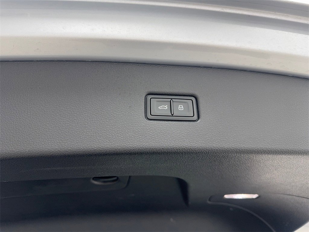 Used 2023 Audi Q5 2.0T Premium Plus w/ Premium Plus Package image 86