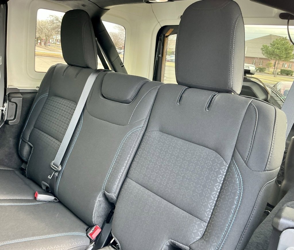 Used 2021 Jeep Wrangler Unlimited Islander image 30