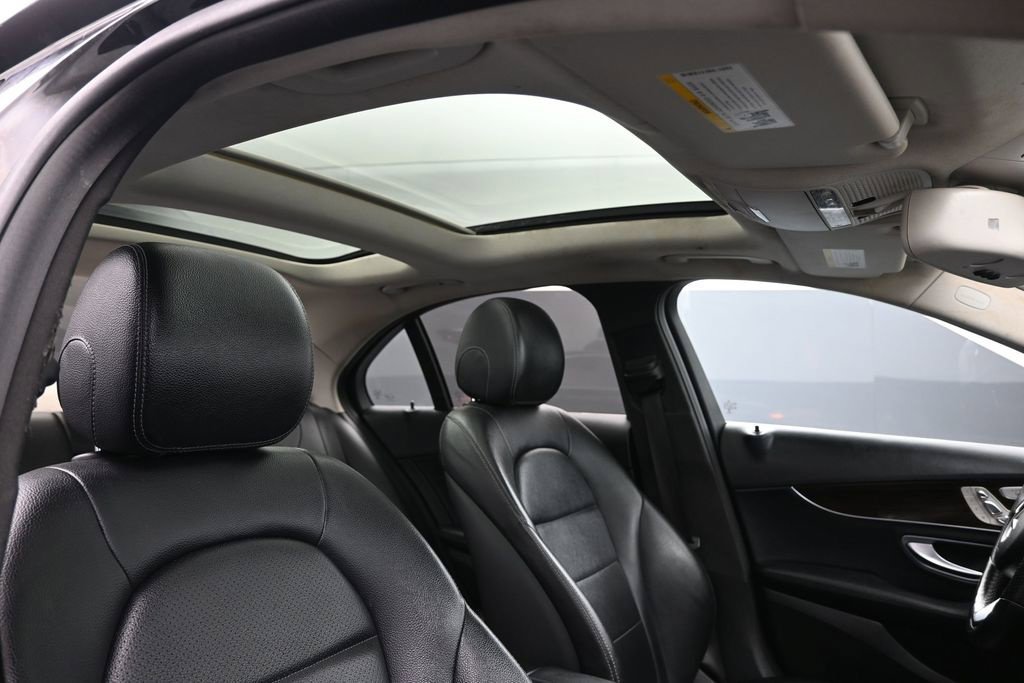 Used 2017 Mercedes-Benz C 300 4MATIC Sedan image 15