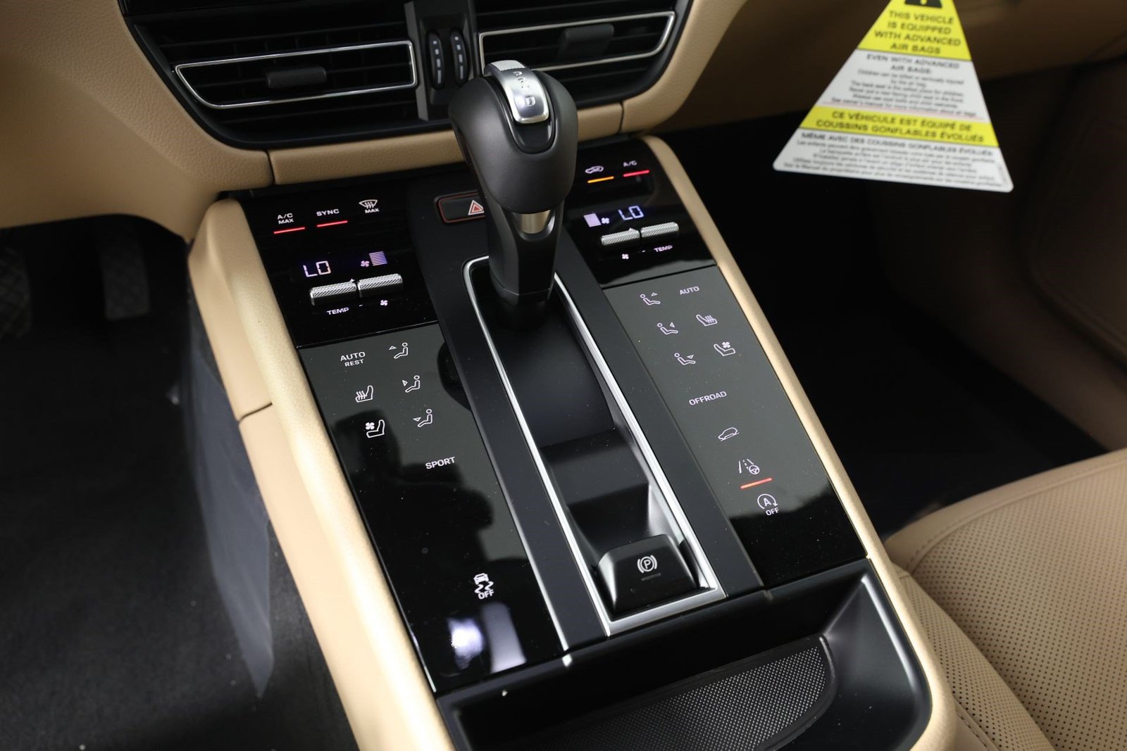 New 2026 Porsche Macan AWD/4WD image 14