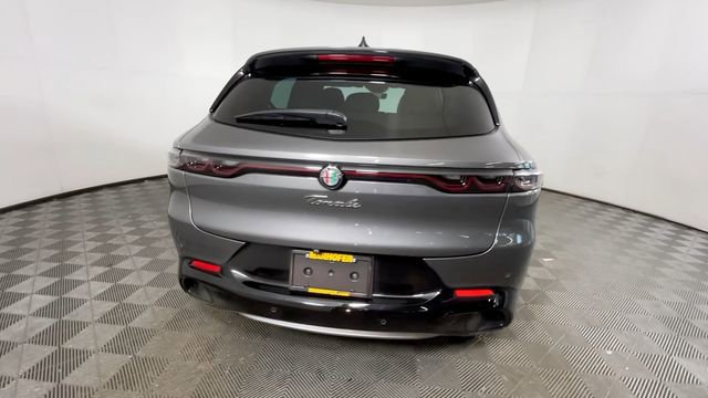 Used 2024 Alfa Romeo Tonale Ti AWD/4WD image 5