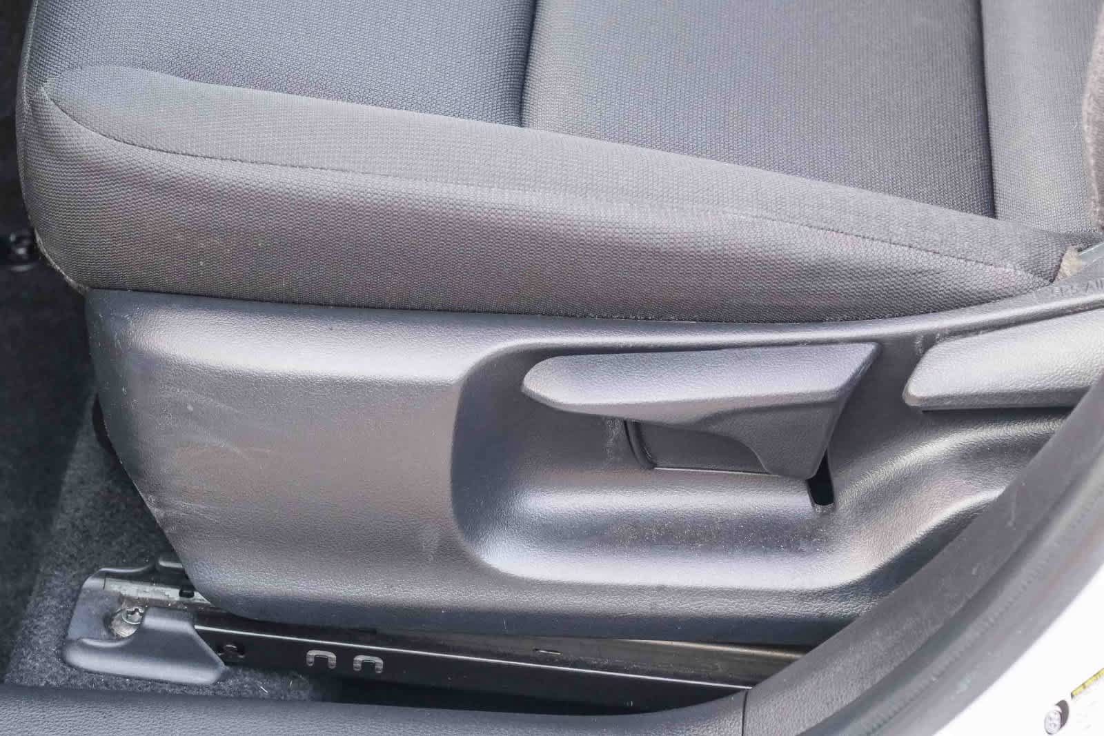 Used 2024 Toyota Corolla LE FWD image 7