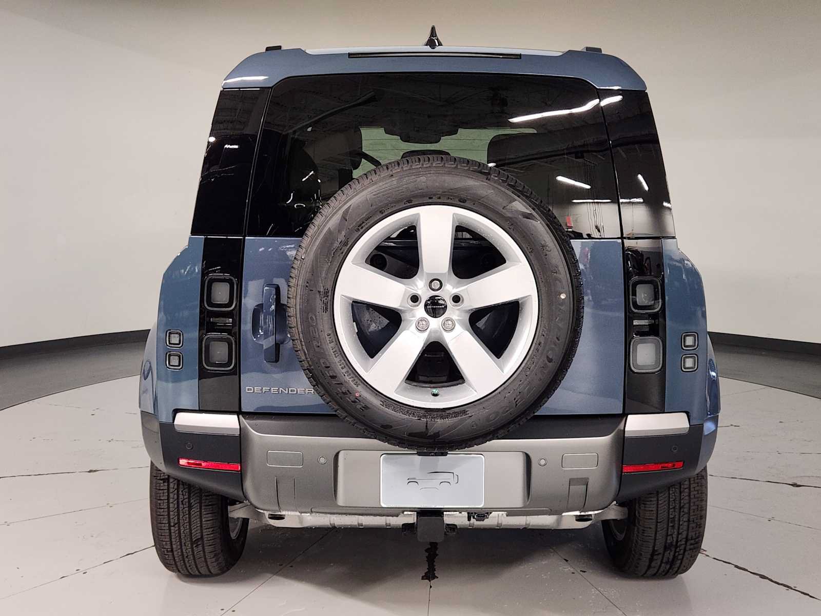 New 2026 Land Rover Defender 110 S AWD/4WD image 10
