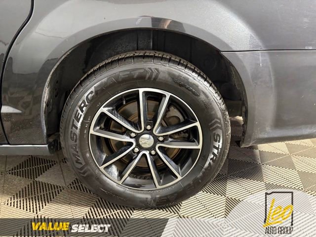 Used 2015 Dodge Grand Caravan SE w/ Quick Order Package 29E SE FWD image 24