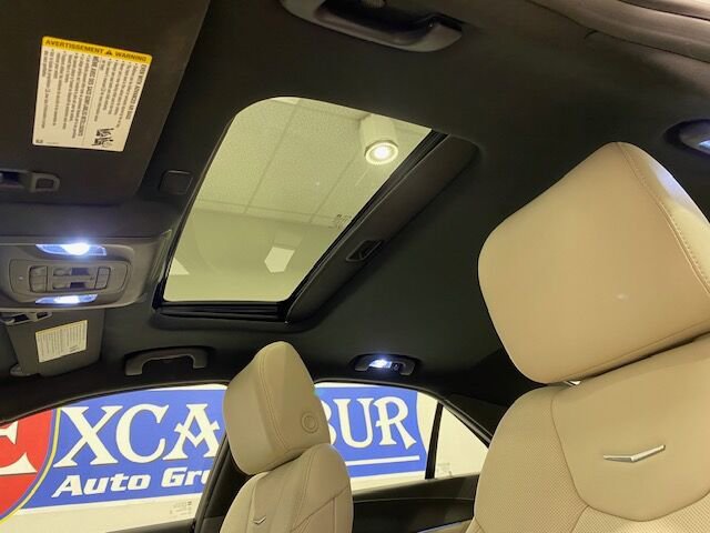 Used 2020 Cadillac CT4 Premium Luxury image 32