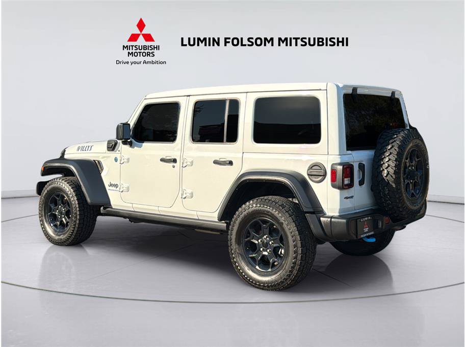 Used 2023 Jeep Wrangler Unlimited w/ Sun & Screen Package AWD/4WD image 3