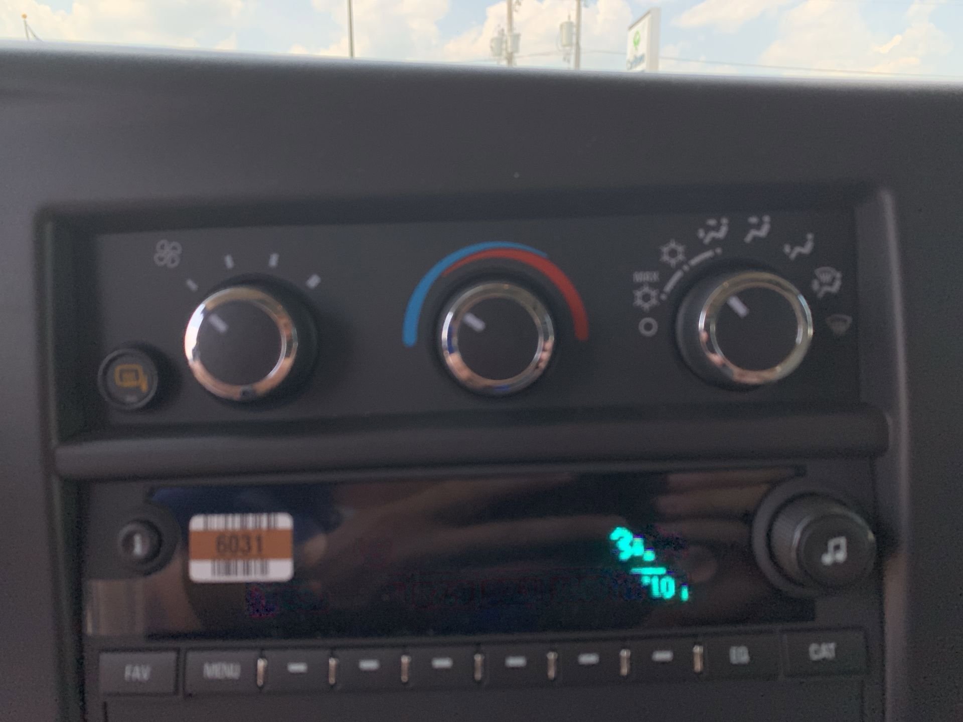 New 2025 GMC Savana 2500 w/ Driver Convenience Package RWD image 38