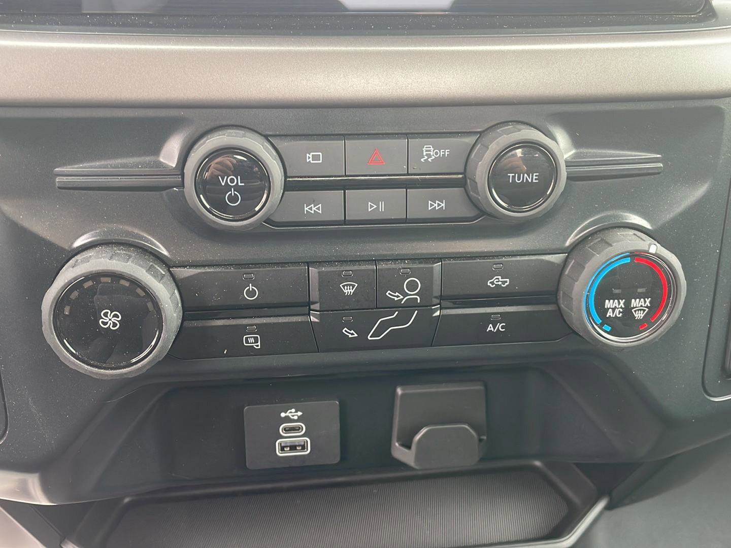 Used 2025 Ford F150 XL AWD/4WD image 23