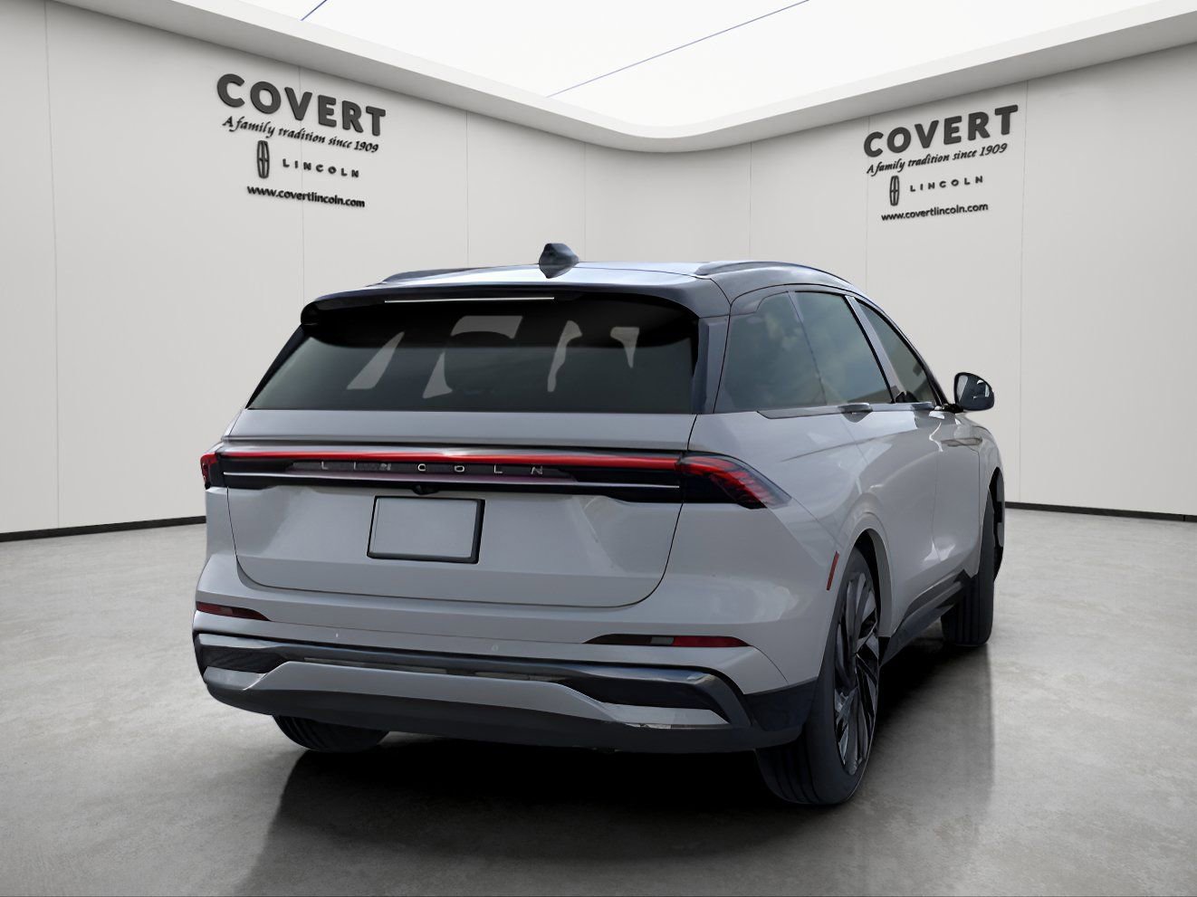 New 2026 Lincoln Nautilus Reserve w/ Jet Appearance Package AWD/4WD image 8