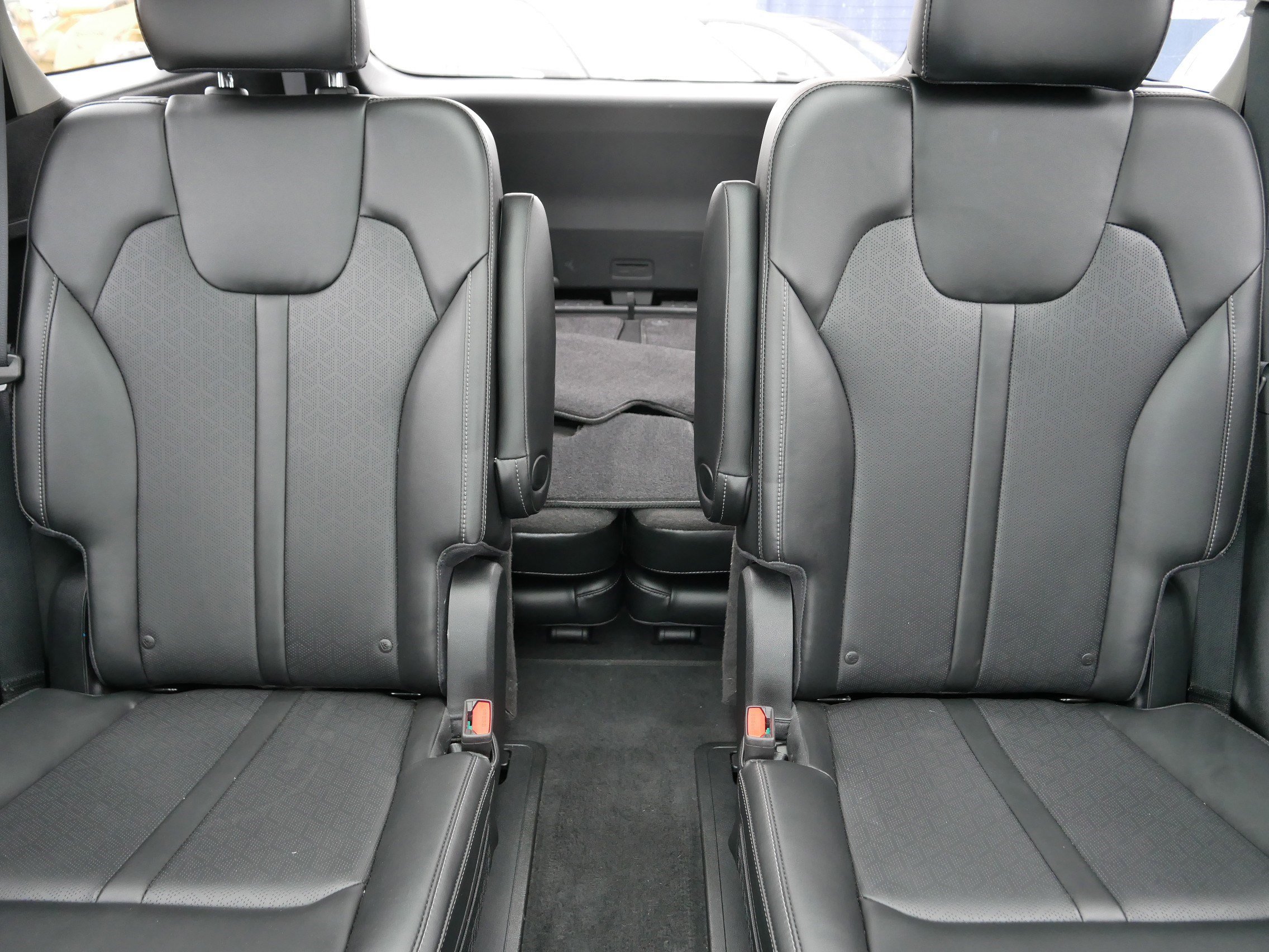 Certified 2023 Kia Sorento X-Line EX AWD/4WD image 13