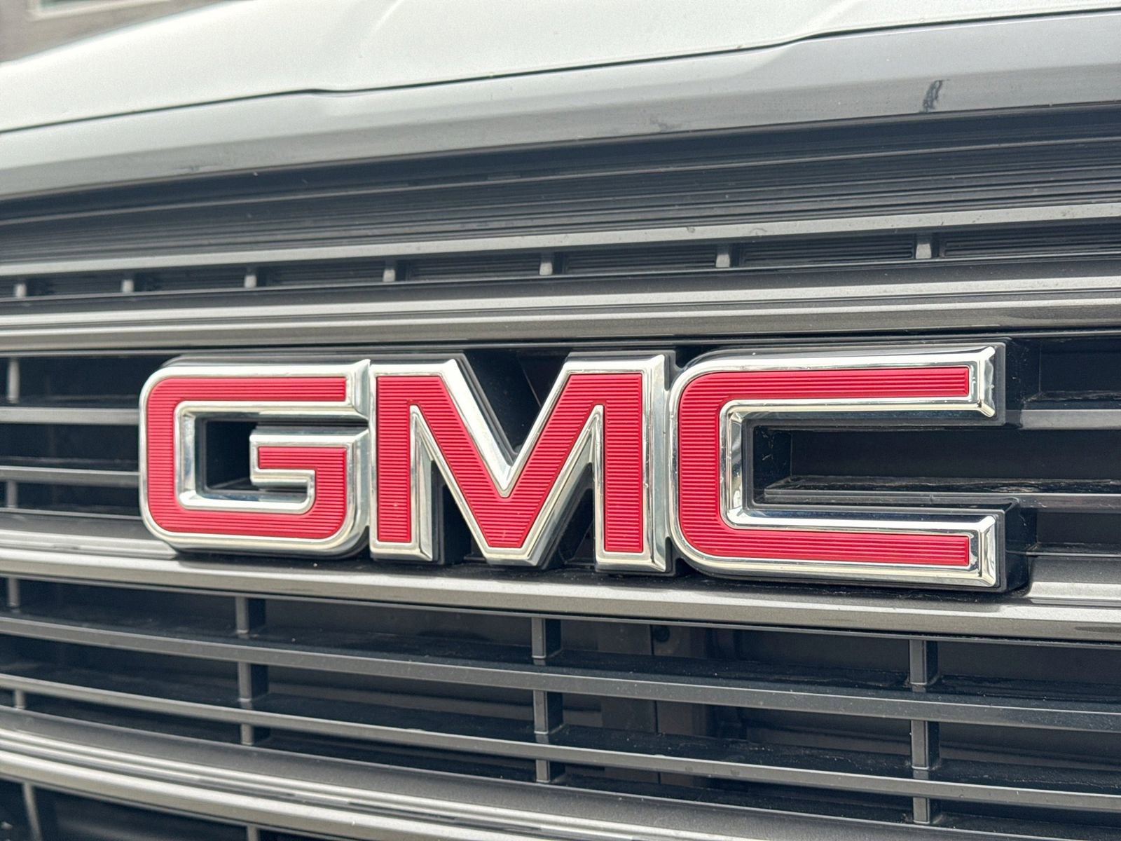 Used 2020 GMC Terrain SLE w/ Driver Convenience Package image 12