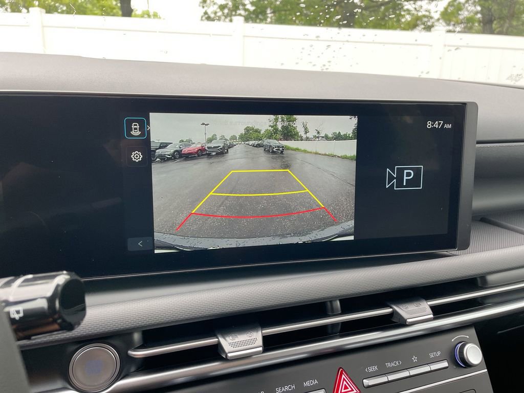 Certified 2025 Hyundai Tucson SE image 44