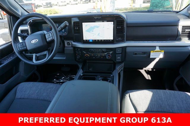 New 2026 Ford F350 XLT w/ XLT Premium Package AWD/4WD image 5
