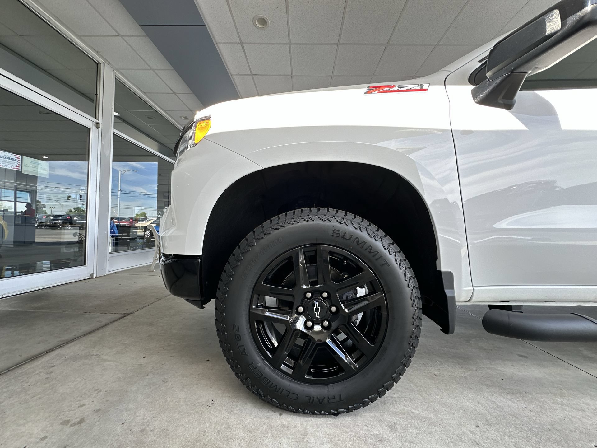 Used 2023 Chevrolet Silverado 1500 LT Trail Boss w/ Protection Package AWD/4WD image 30