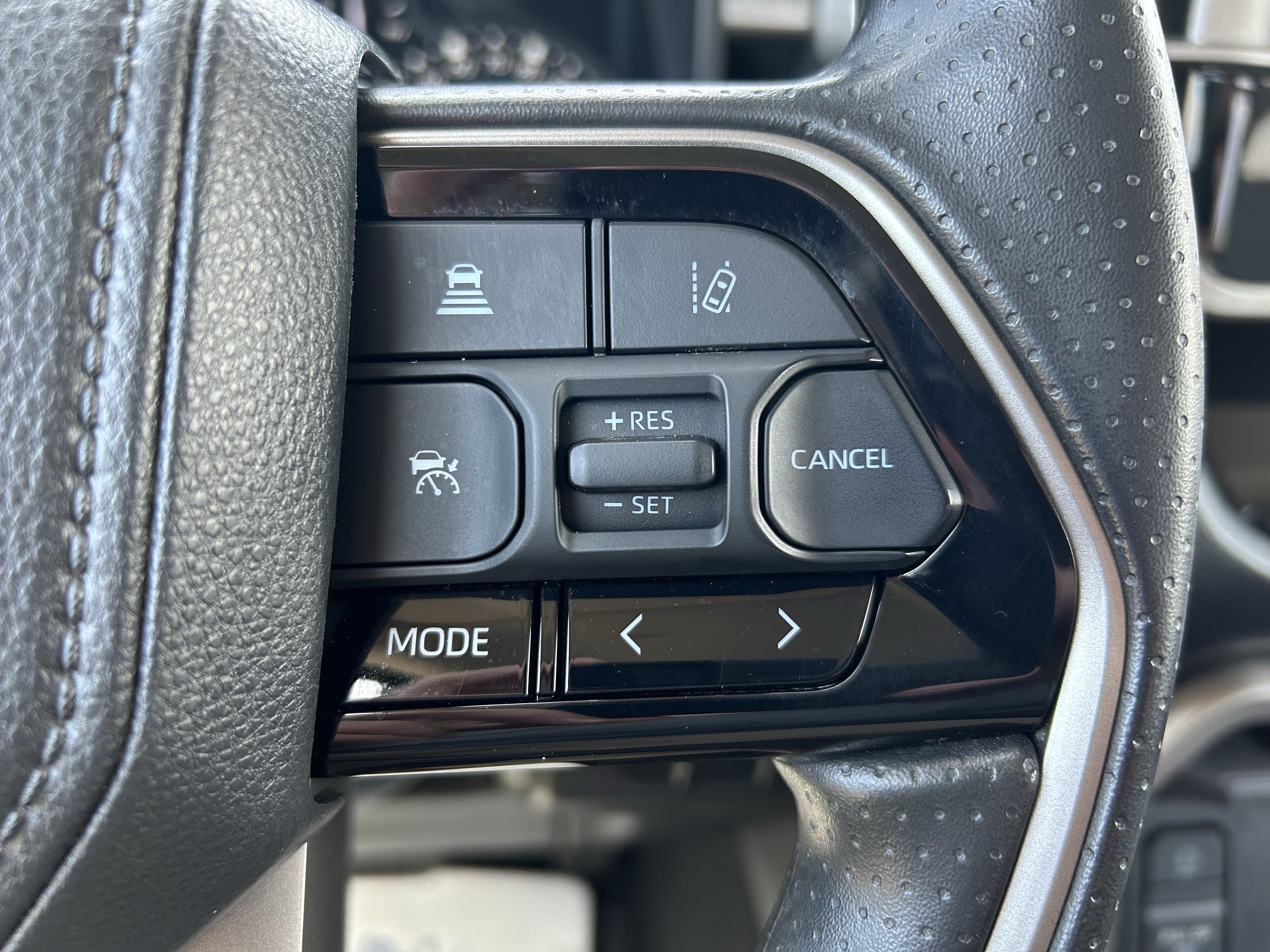 Used 2024 Toyota Tundra SR5 w/ SR5 Convenience Package AWD/4WD image 23