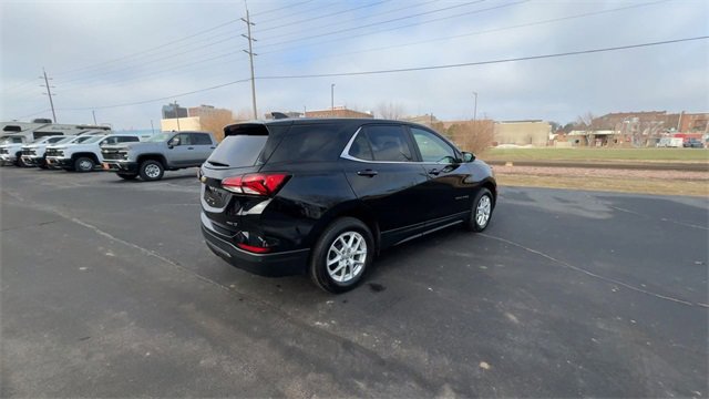 Used 2024 Chevrolet Equinox LT image 8