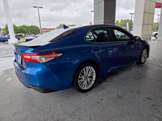 Used 2020 Toyota Camry XLE w/ Driver Assist Package FWD image 7