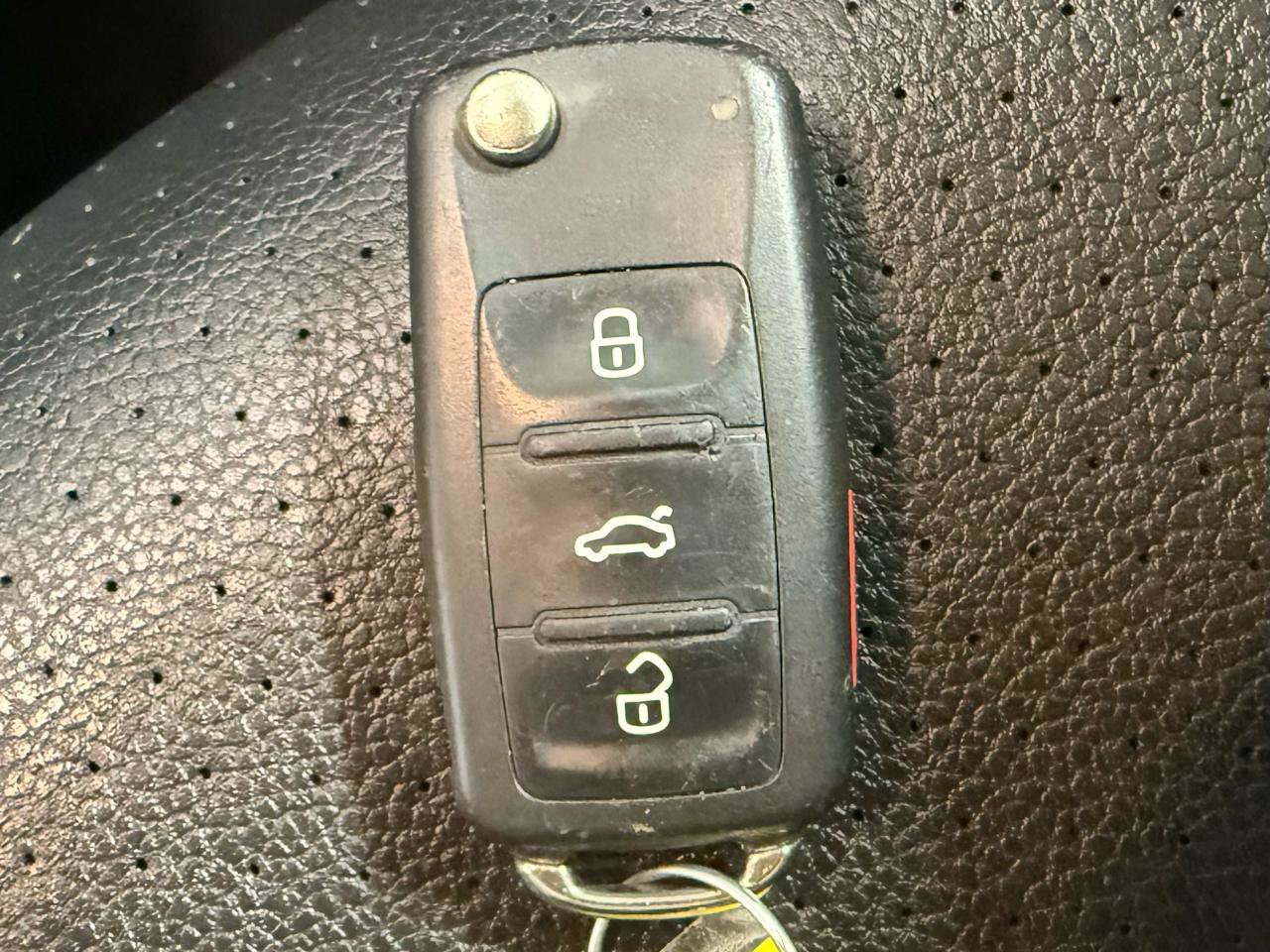 Used 2017 Volkswagen Jetta SE image 14