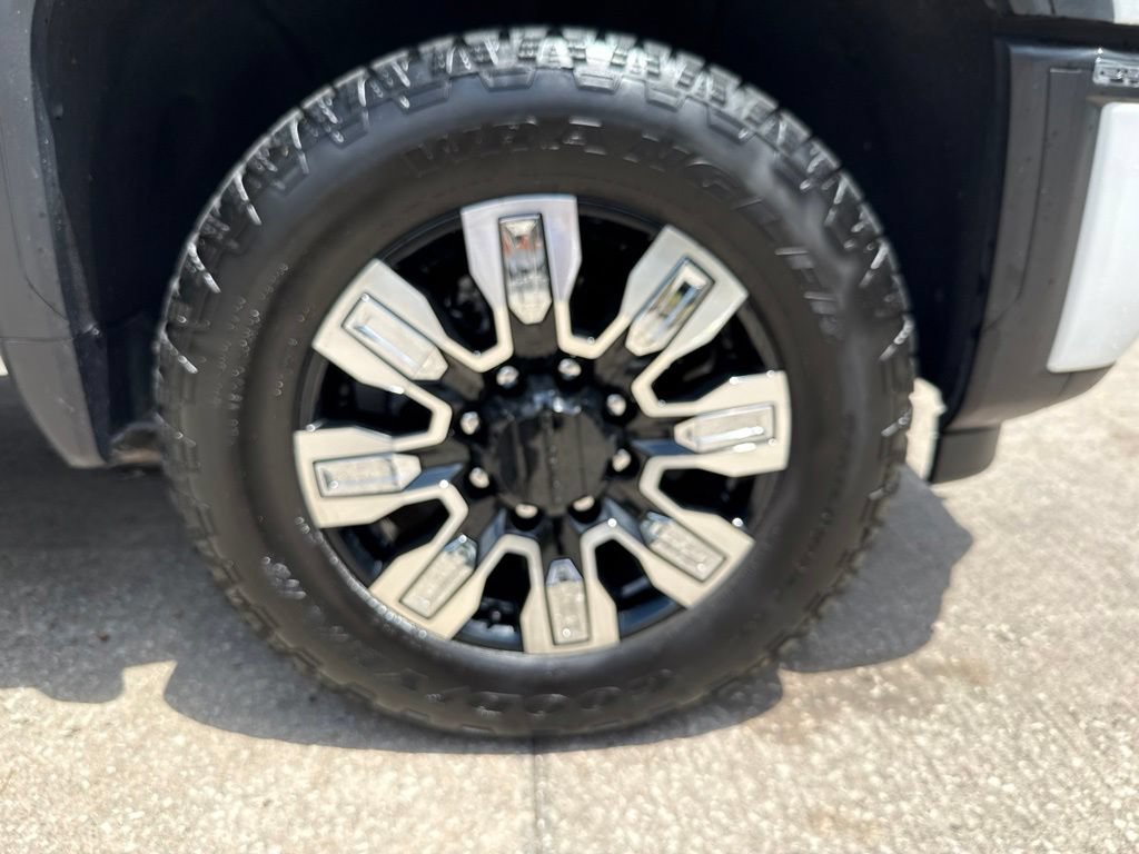 Used 2024 GMC Sierra 2500 Denali AWD/4WD image 54