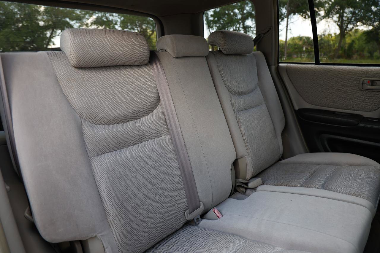 Used 2001 Toyota Highlander 2WD image 14