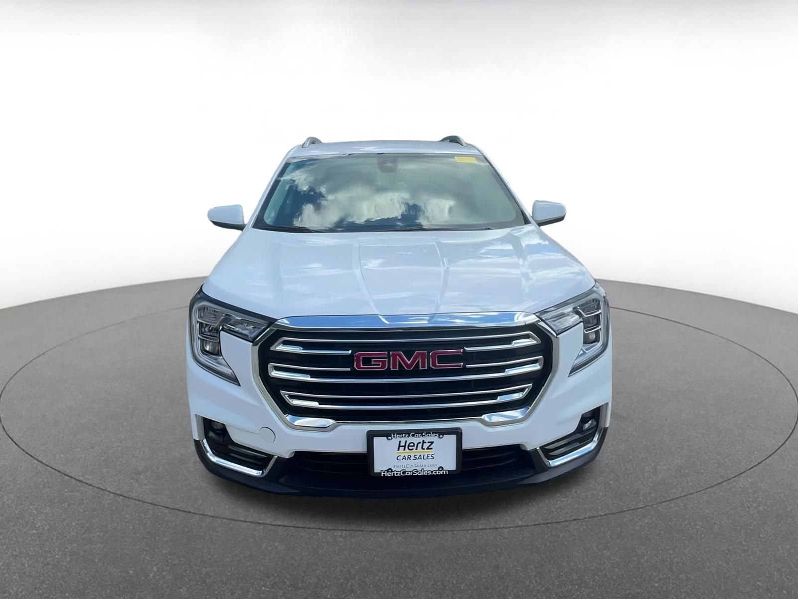 Used 2024 GMC Terrain SLT image 4