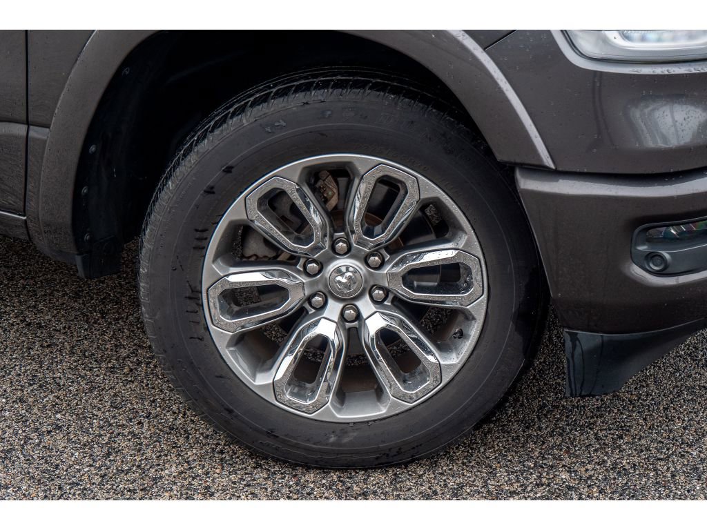 Used 2019 RAM 1500 Laramie image 34