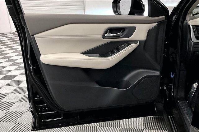 New 2026 Nissan Rogue SV image 33