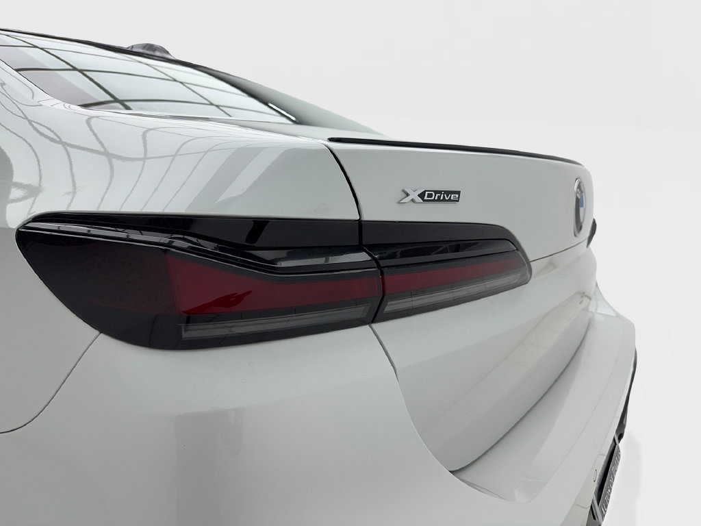 Used 2023 BMW 760i xDrive AWD/4WD image 10