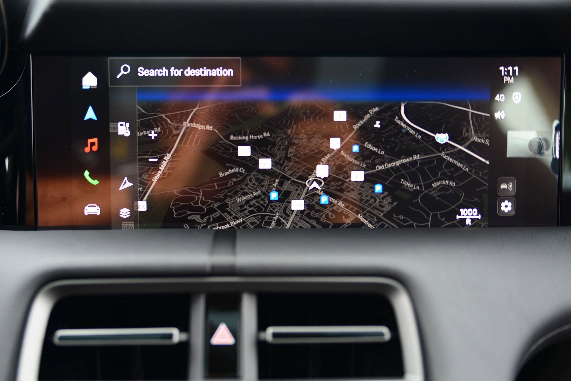 Used 2025 Porsche Taycan image 32