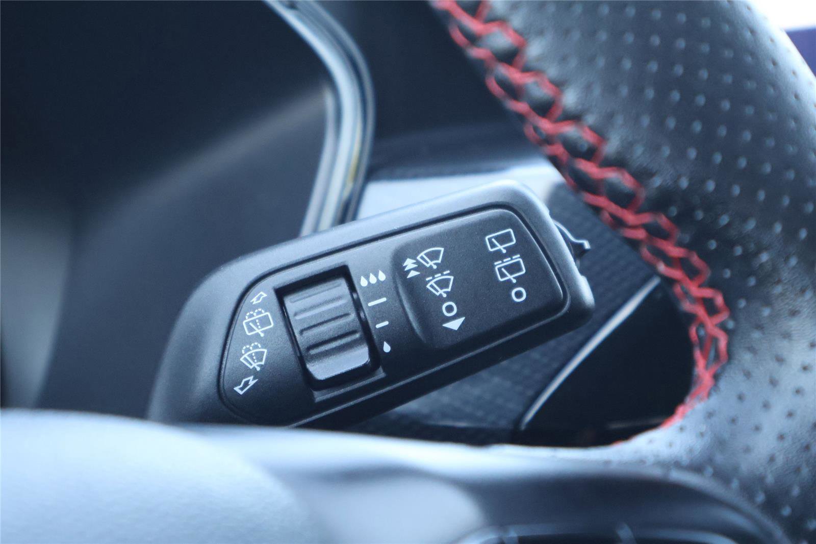 Used 2024 Ford Escape ST-Line w/ Equipment Group 301A image 19