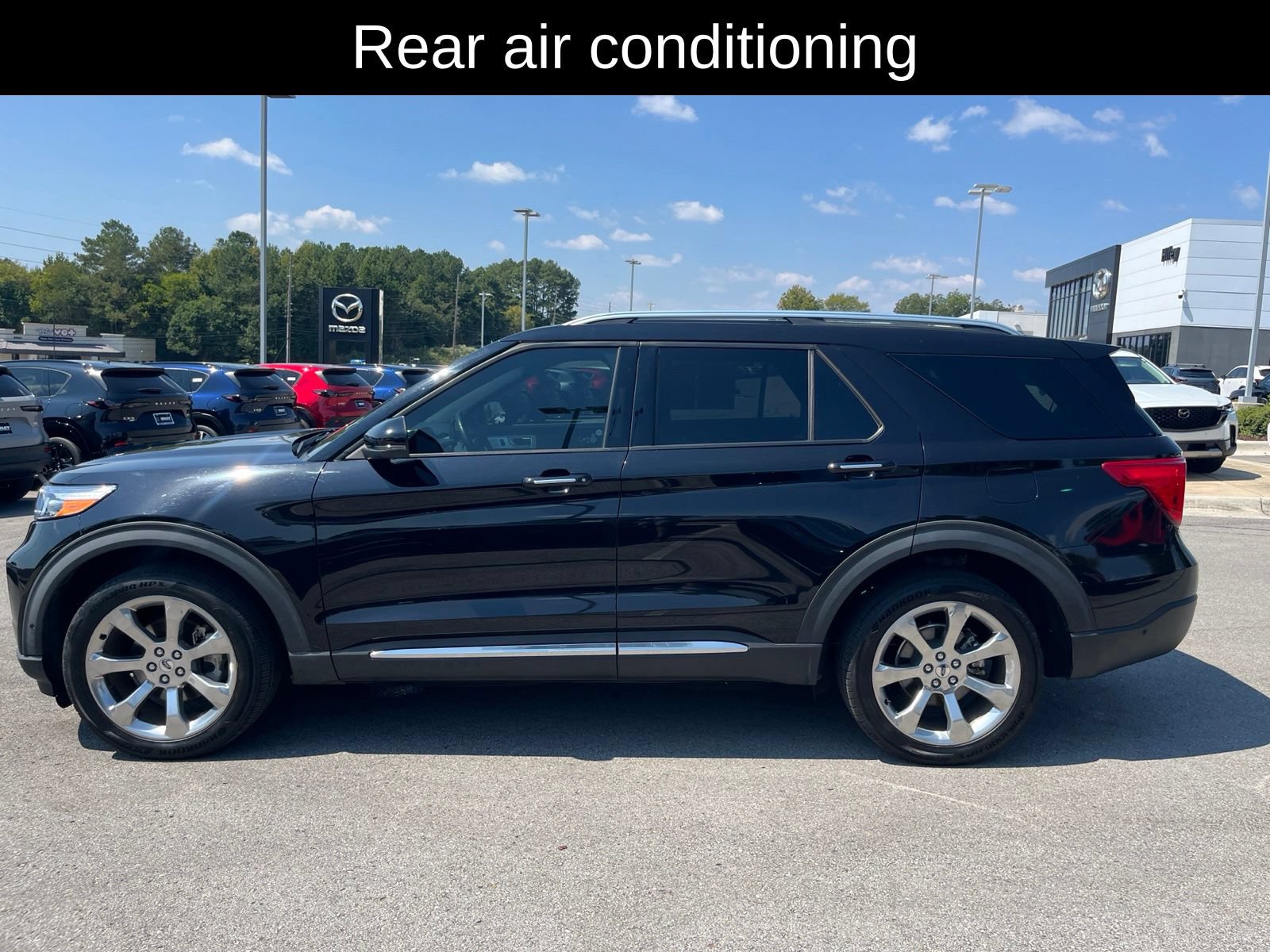 Used 2020 Ford Explorer Platinum w/ Premium Technology Package AWD/4WD image 7